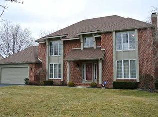 210 N Ridge Dr, Perrysburg, OH 43551