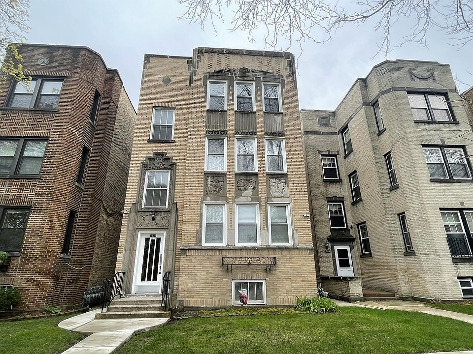 1st image of 4831 Lee St APT 2