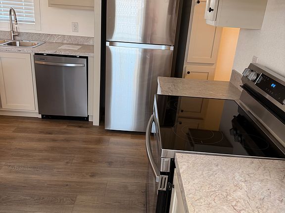 5th image of 2650 W Union Hills Dr Lot 123