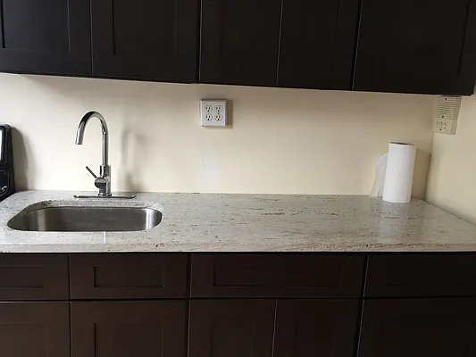 Rented by Edward Gugenheim, LREB | media 17