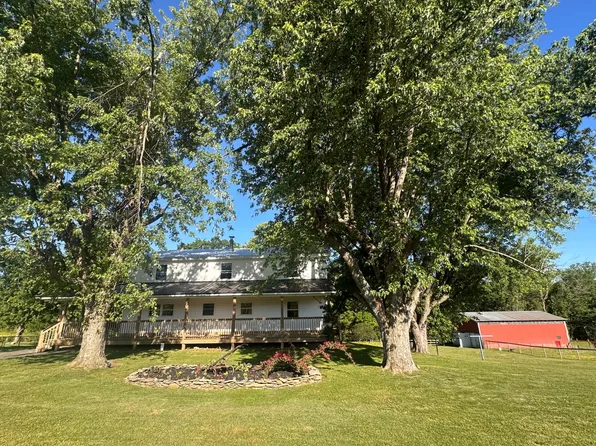 683 E Nobob Rd, Summer Shade, KY 42166