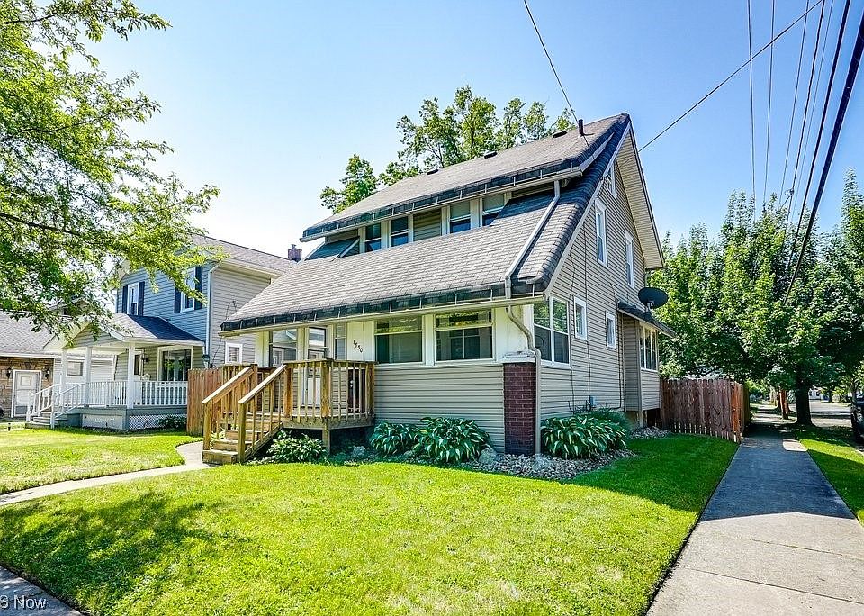 1st image of 1830 Adelaide Blvd