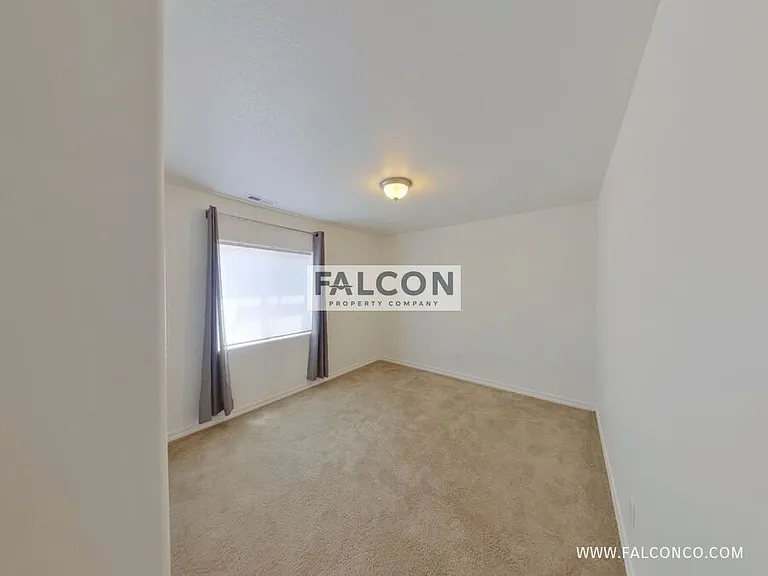 7248 Jagged Rock Cir — Photo 24