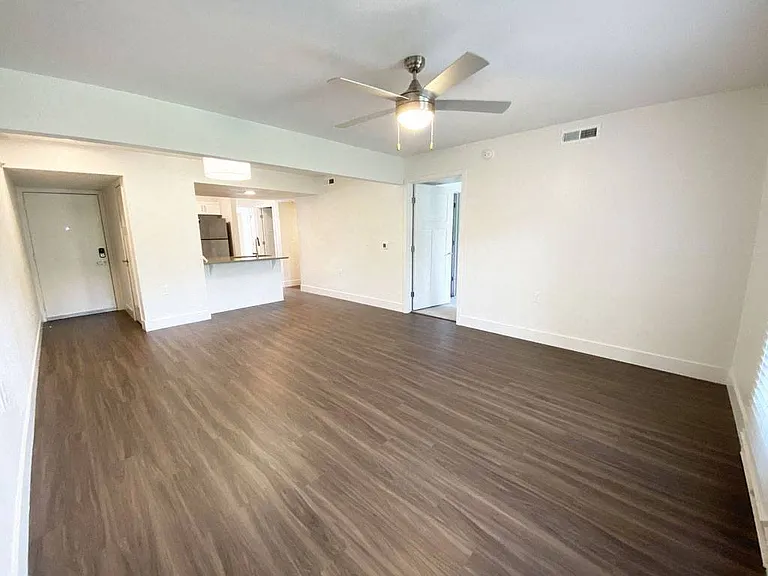 Green Ridge Apartments — Photo 22
