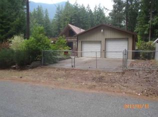 125 Mountain View Dr, Packwood, WA 98361