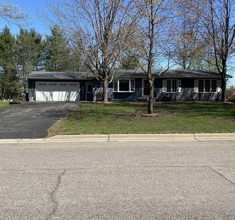 457 Shady Lane Wisconsin Rapids Wi 54494 Zillow