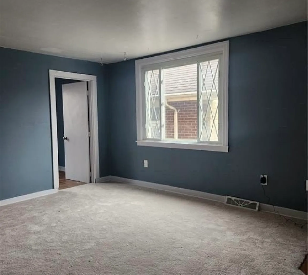 4 bed, 1450 sqft, $1,500 — Photo 4