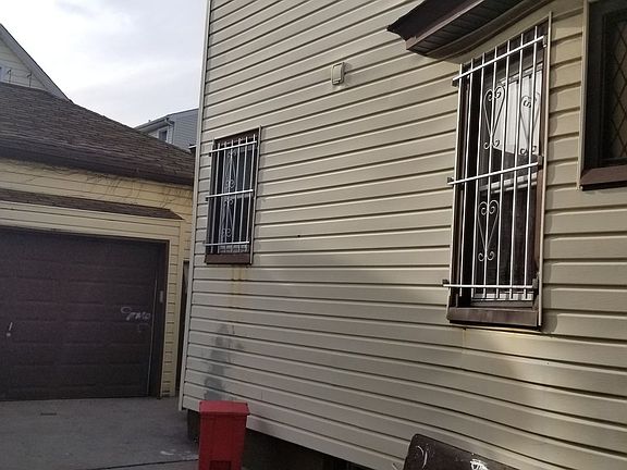 3rd image of 87-24 168th Pl