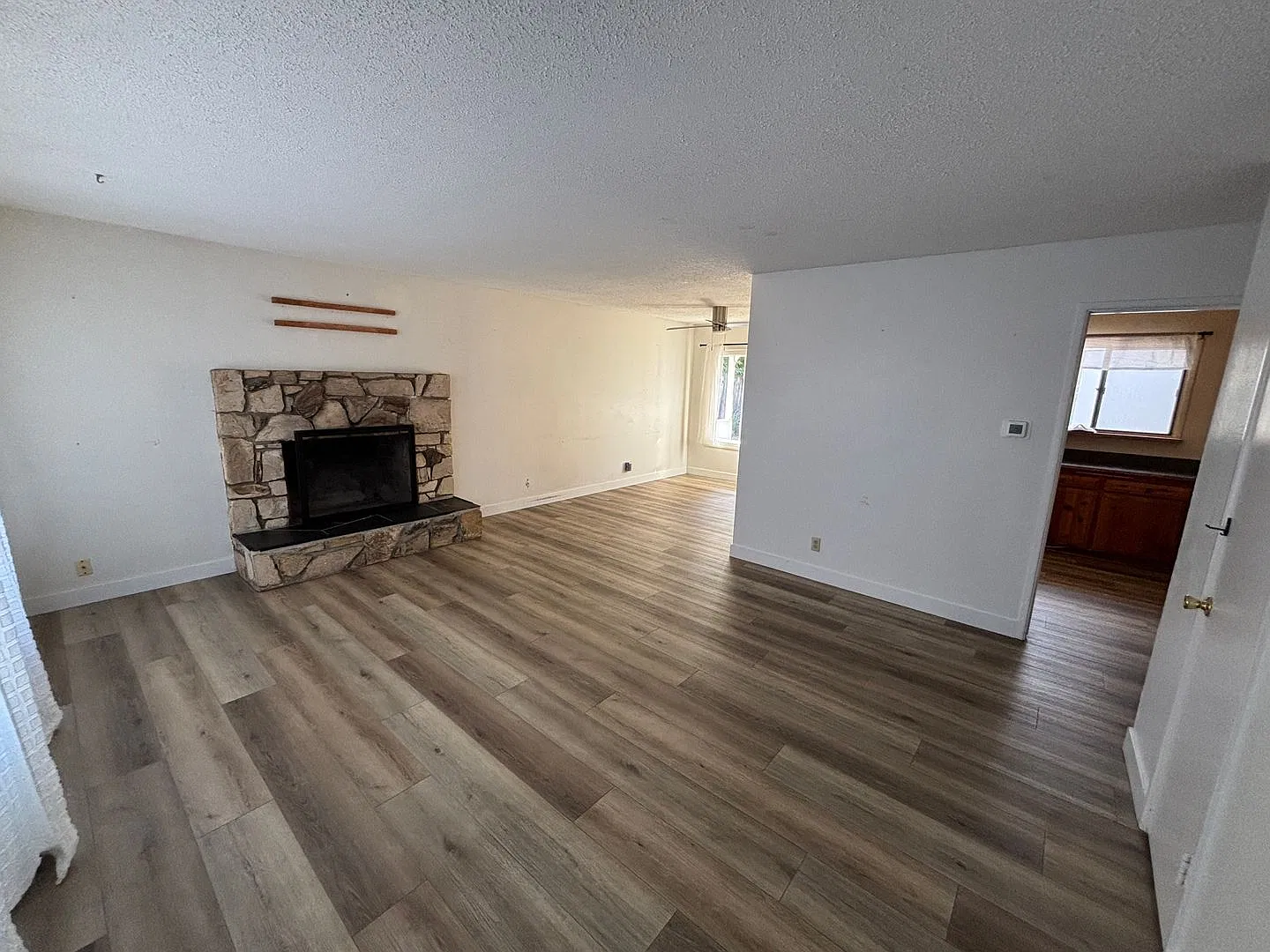 3/2 Single Family Home close to UCSB — Photo 4