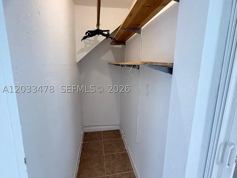 1612 Harrison St #5 — Photo 3