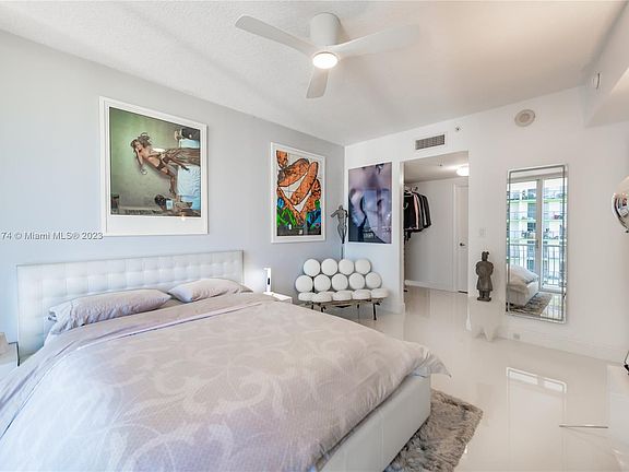 4th image of 1750 N Bayshore Dr APT 2311