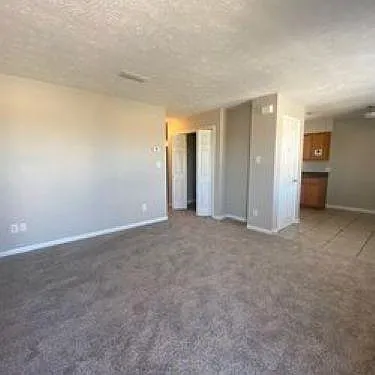 Building Photo 5