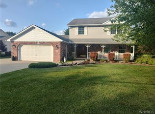 1616 Lakeview Rd, Lake View, NY 14085