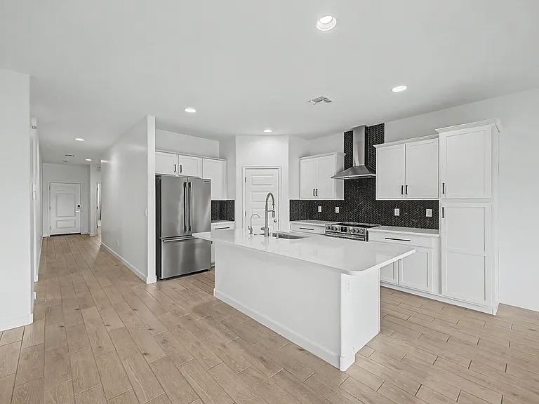 2058 S 241st Ave — Photo 9