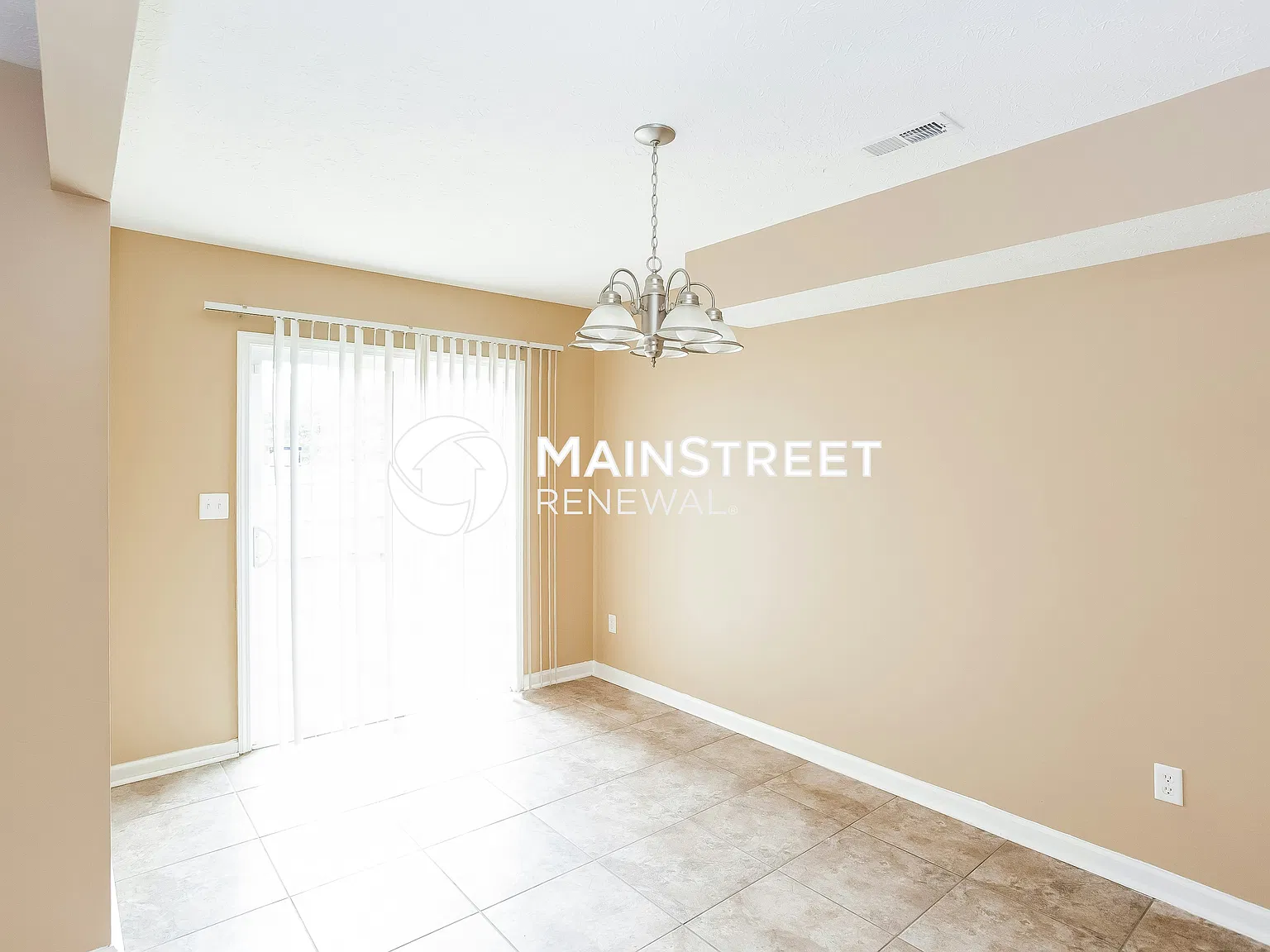 2219 Fairweather Dr — Photo 3