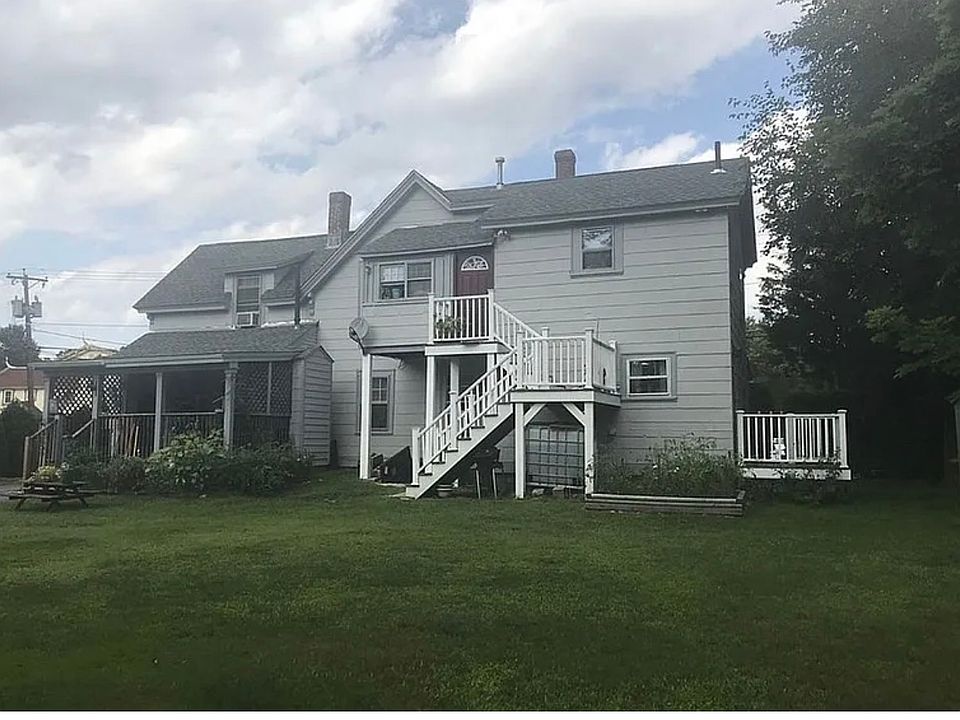 1st image of 80-82 Tyngsboro Rd #3