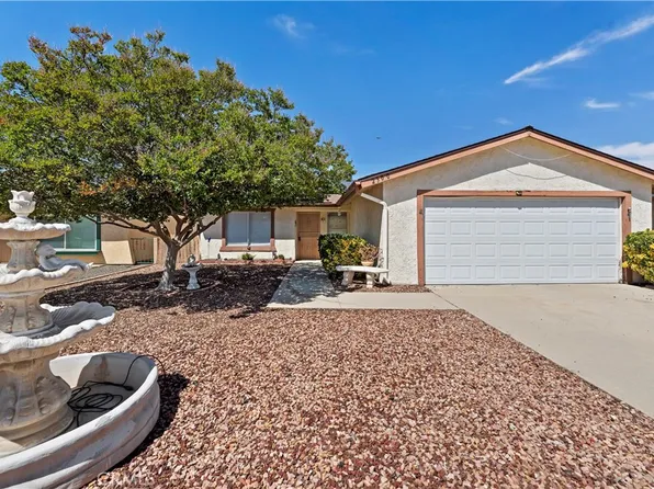 2300 El Grande St, Hemet, CA 92545