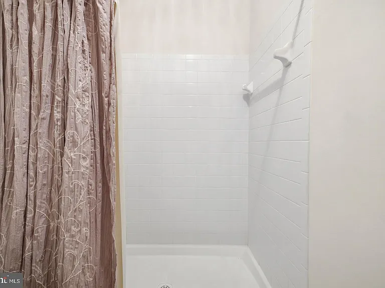 14140 Seneca Rd — Photo 115