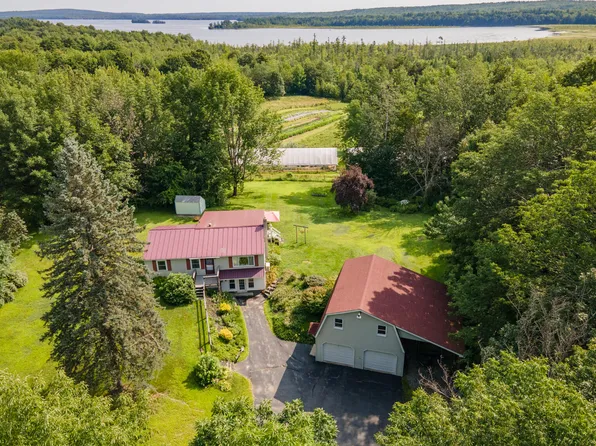 554 Augusta Road, Belgrade, ME 04917