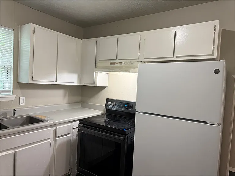 2403 Toro Ln #C — Photo 5