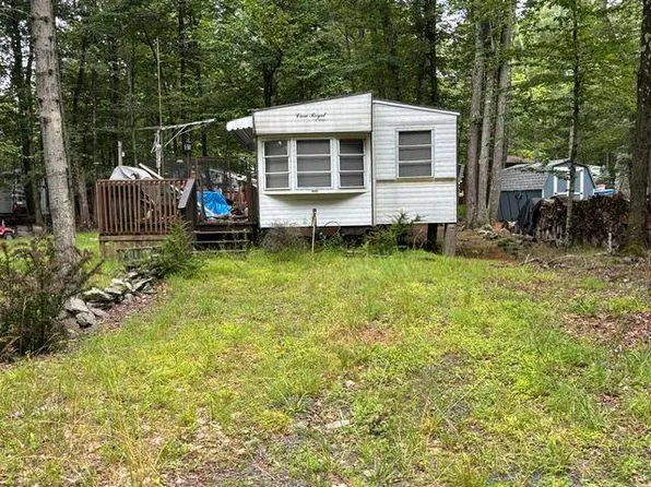 C1 Campground Dr #21, Gouldsboro, PA 18424