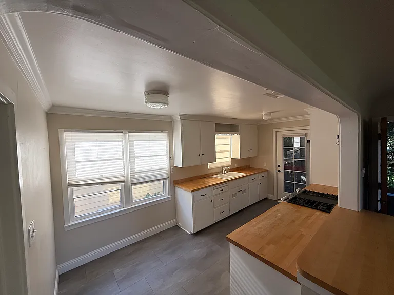 1521 Morro St — Photo 14