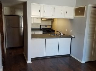 9836 Sayre Ave APT 6, Chicago Ridge, IL 60415