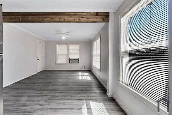 305 N Robinson St #C — Photo 17