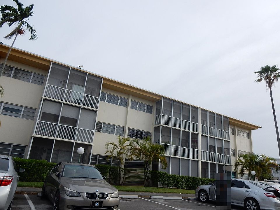 1st image of 16800 NE 15th Ave APT 302