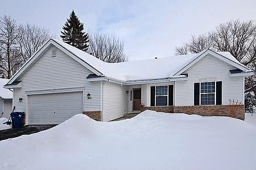 2nd image of 2020 Bellaire Ln