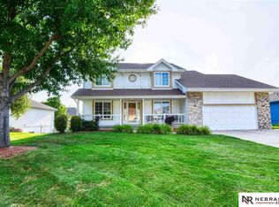 3928 N 209th St, Elkhorn, NE 68022