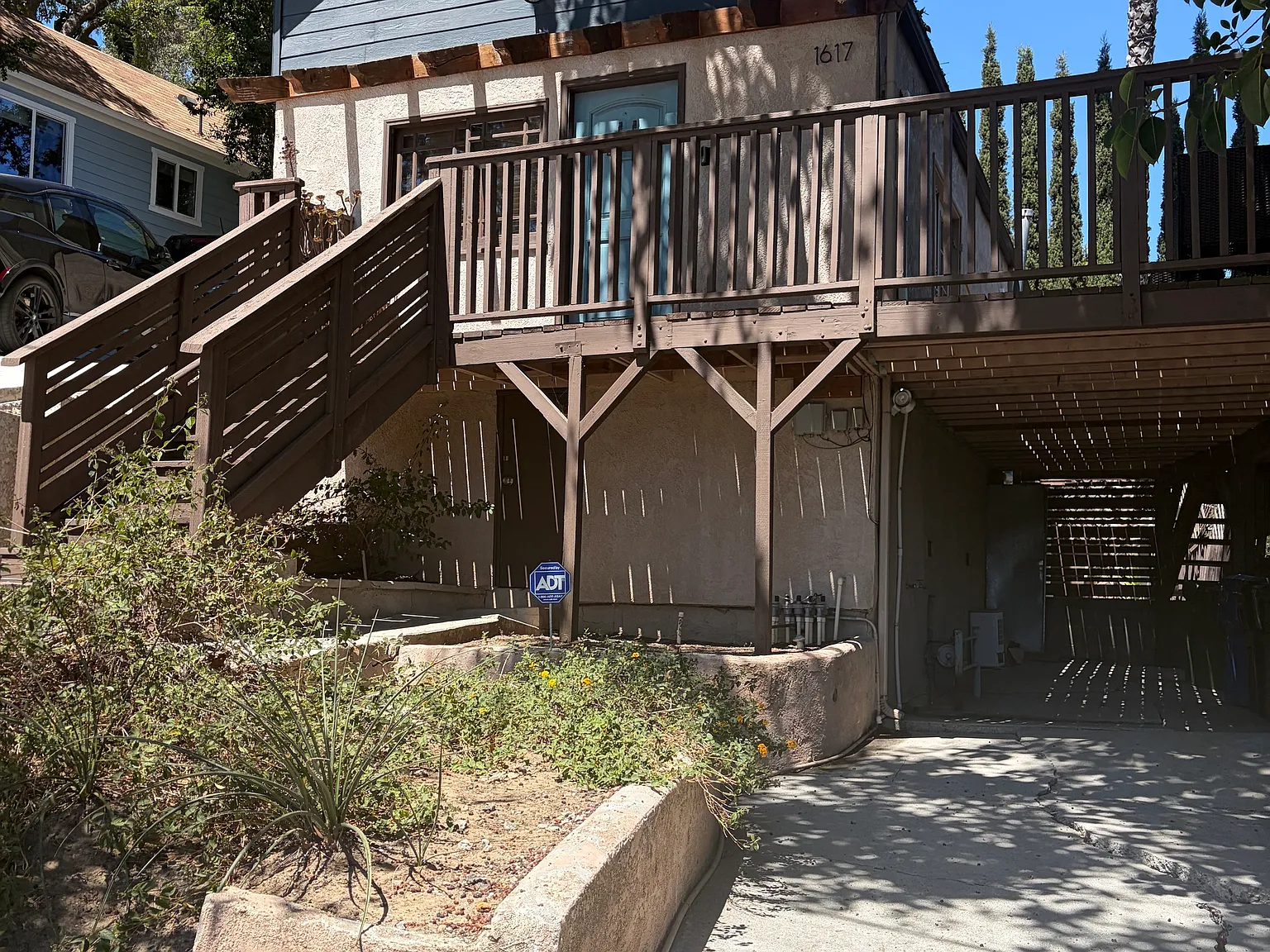 2 bed, 1.5 bath, 600 sqft, $4,990 — Photo 2