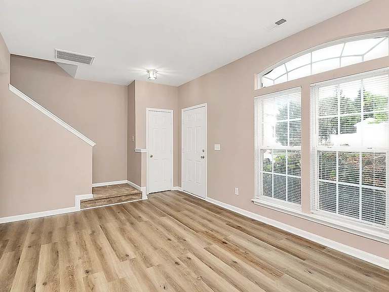 12260 Jessica Pl — Photo 5