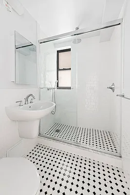 Sold by Level Group | media 4