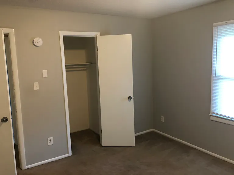 105 Julia St — Photo 20