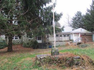 343 Newcomer Rd, Windsor, PA 17366