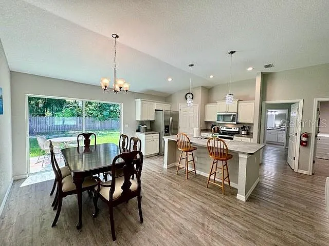 5423 NW 52nd Ave — Photo 9