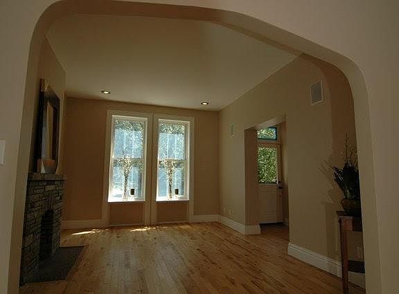 3rd image of 4515 Gibson Ave