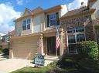 245 Lorraine Cir, Bloomingdale, IL 60108