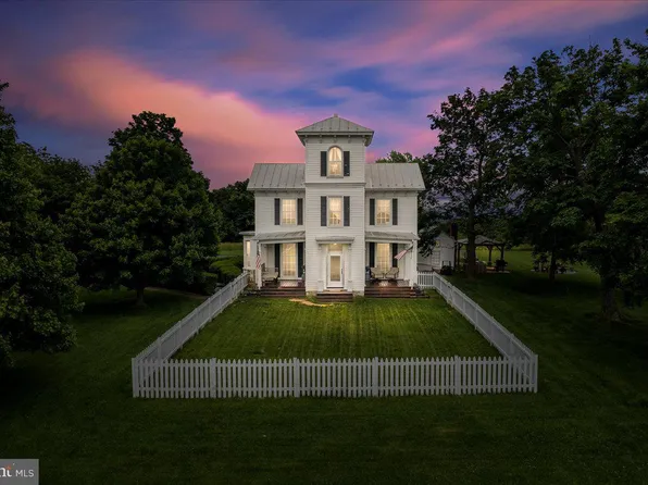 2239 6th St, Middletown, VA 22645