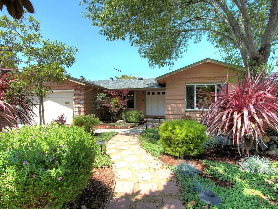 1st image of 909 Wren Dr