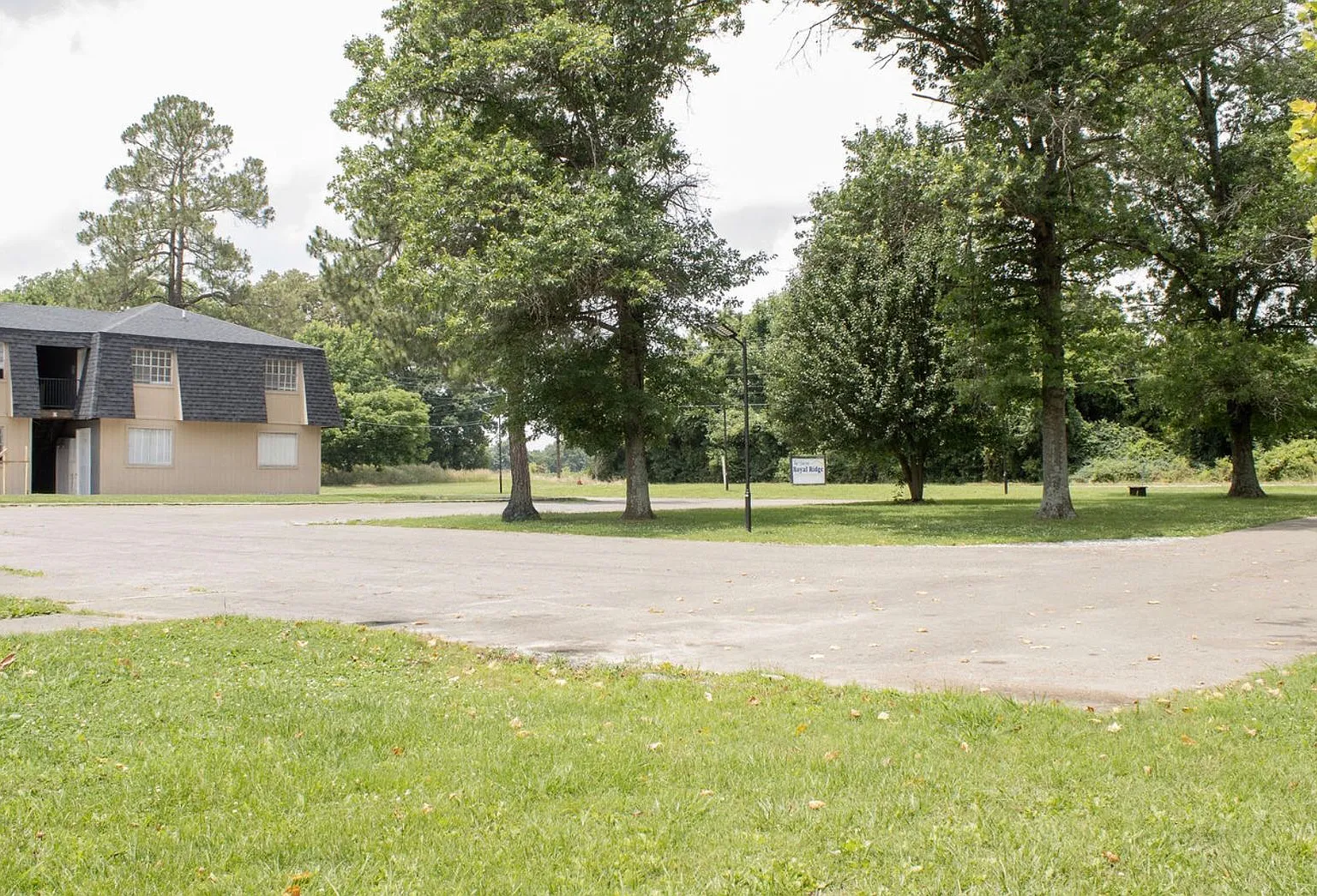 Royal Ridge — Photo 4
