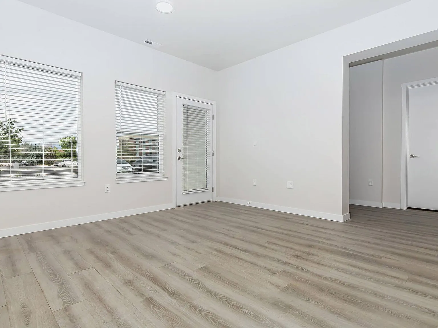 Market Street Residences — Photo 1