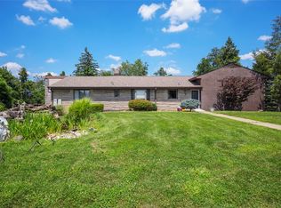 816 Church Hill Rd, Finleyville, PA 15332