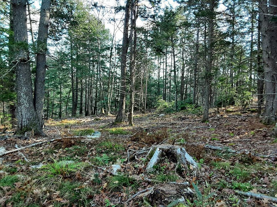 1st image of 30 Hunts Meadow Road