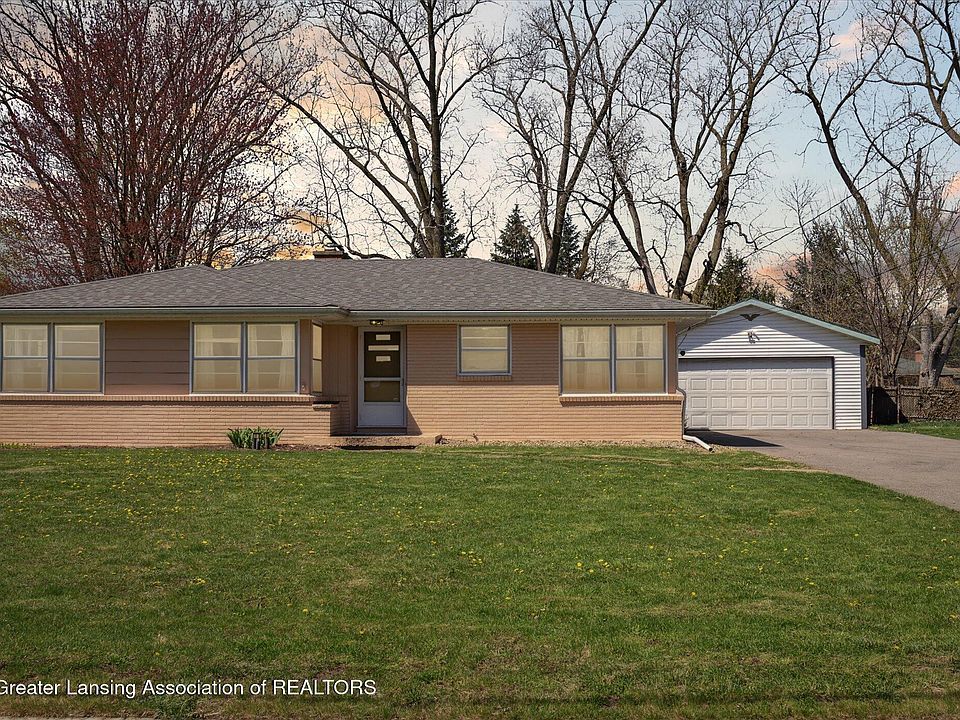 1st image of 1375 Meadowlane Dr SE