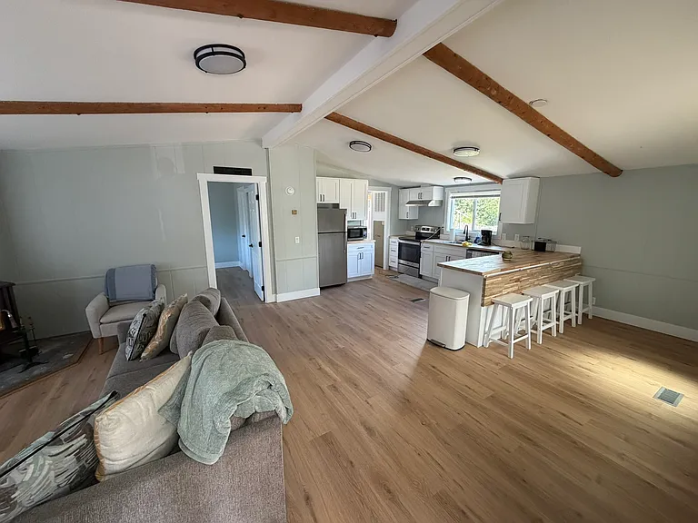 3746 Cyprus Way — Photo 7
