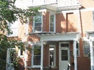 1832 W Cornelia Ave, Chicago, IL 60657