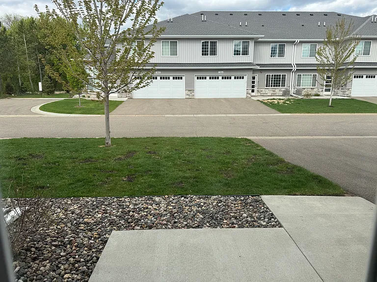 7840 W 145th St — Photo 3