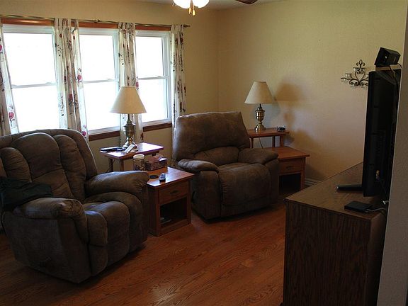 2nd image of 6104 Highway 62 W